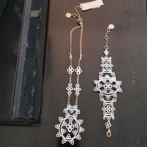 Jessica Simpson White Necklace and Bracelet